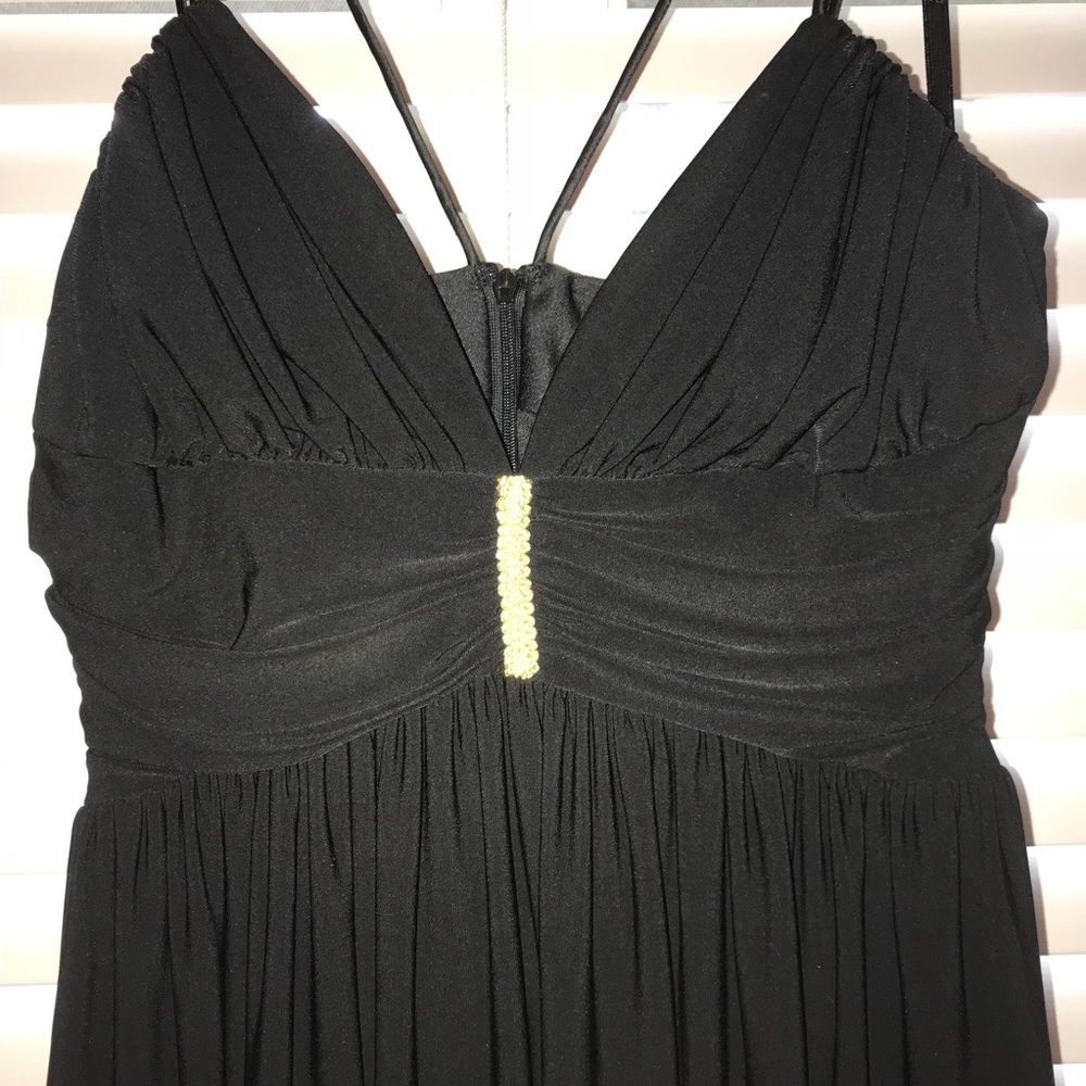Dress - Picture 3 of 6